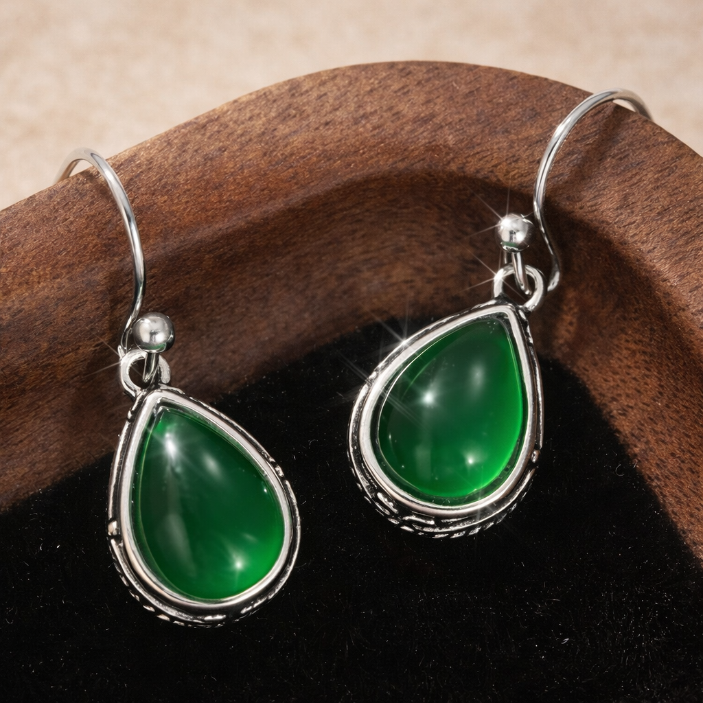Emerald Green Teardrop Earrings